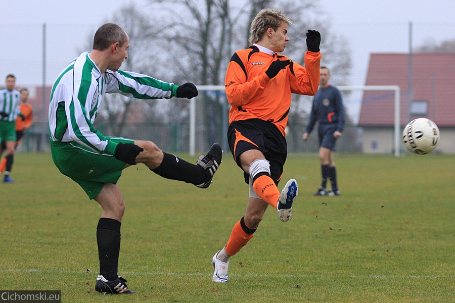 2009.11.11 Hutnik Szczecin - Ina Goleniow 02