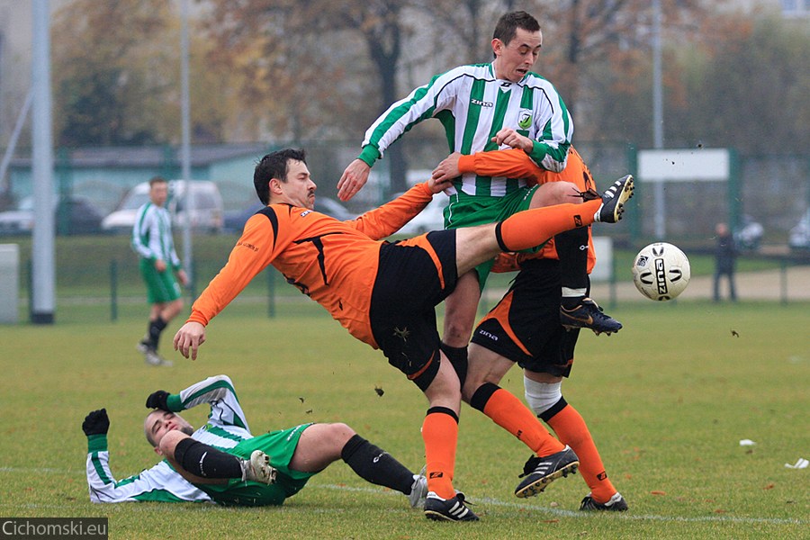 2009.11.11 Hutnik Szczecin - Ina Goleniow 06