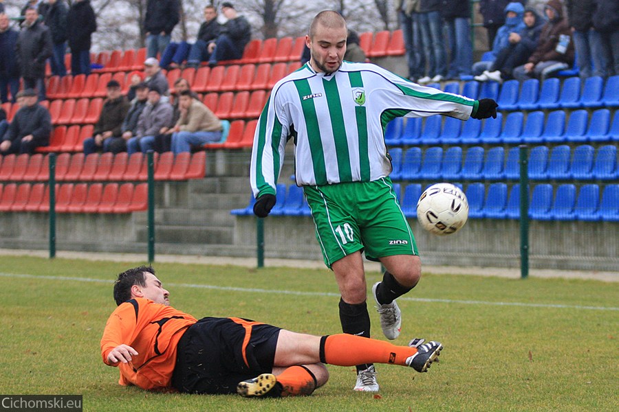 2009.11.11 Hutnik Szczecin - Ina Goleniow 08