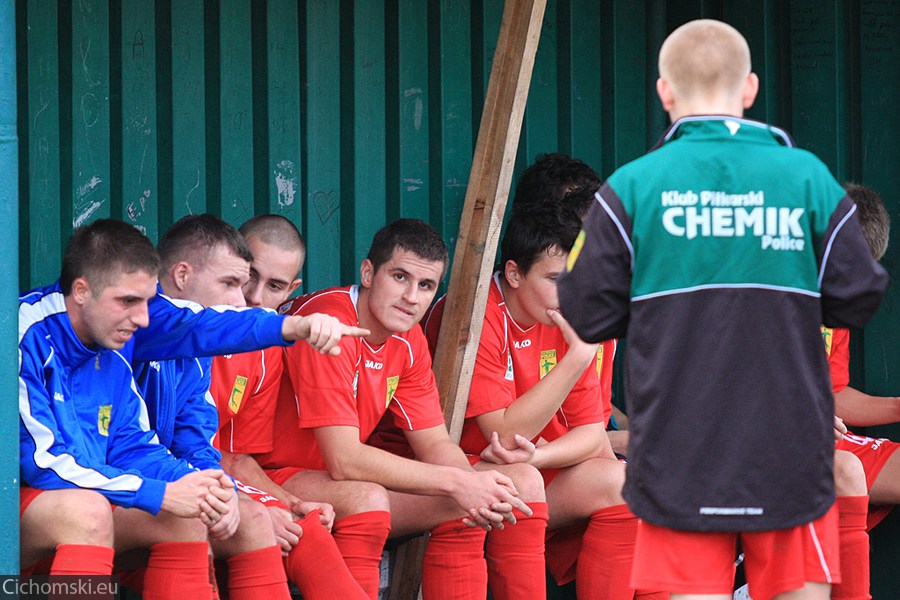 2009.11.14 Ehrle Dobra Szczecinska - Chemik II Police 14