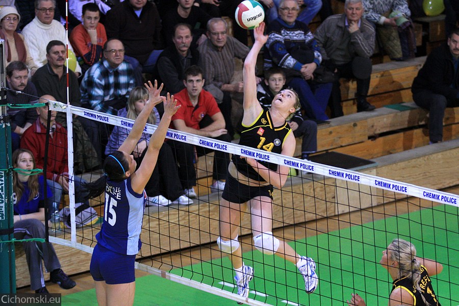 2009.12.12 PSPS Chemik Police - Trefl Sopot 19