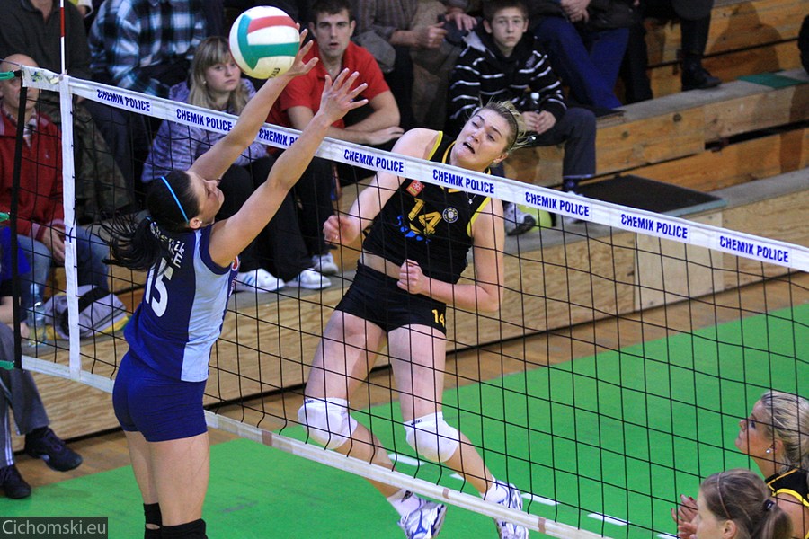 2009.12.12 PSPS Chemik Police - Trefl Sopot 20