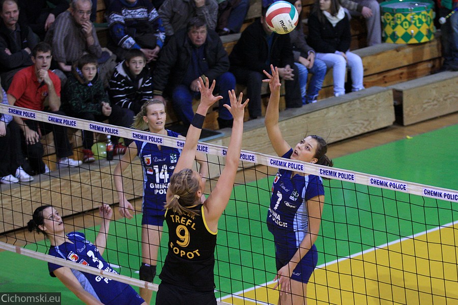 2009.12.12 PSPS Chemik Police - Trefl Sopot 24