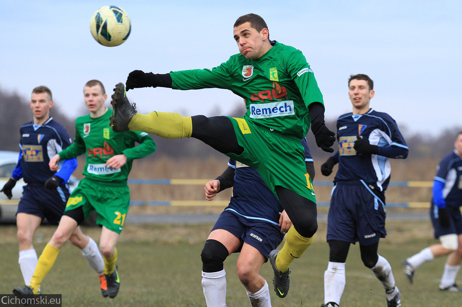 20130309_orzel-chemik_02